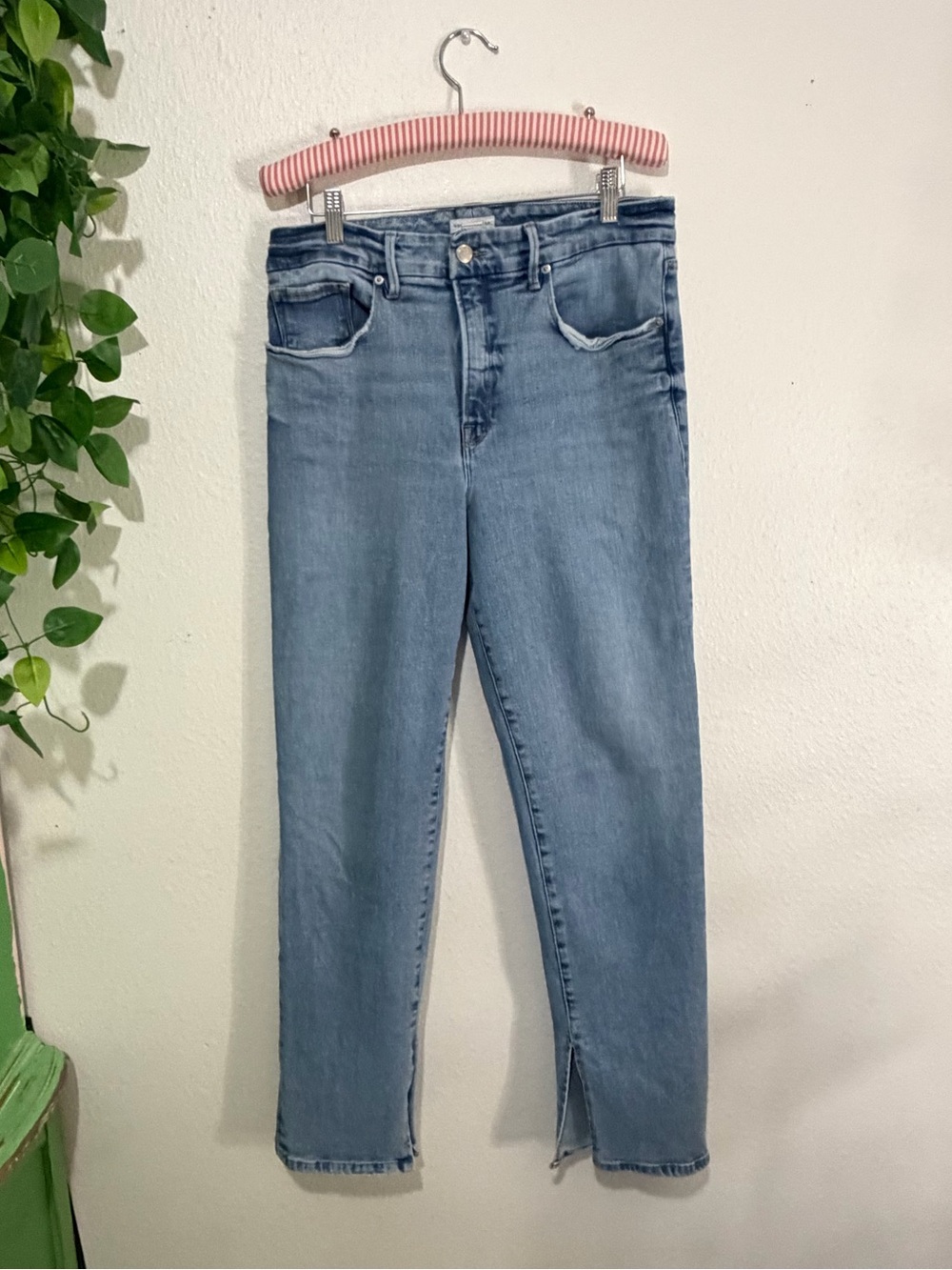 Good American Good Boy Straight Split  Hem High Rise Jeans 12 Light GBL67T1382